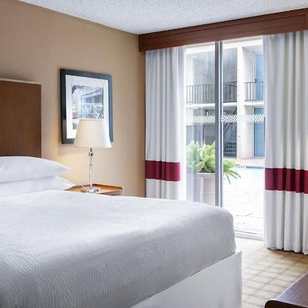 Four Points By Sheraton Houston Citycentre Exteriér fotografie